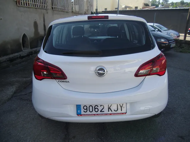 OPEL CORSA 9062KJY 